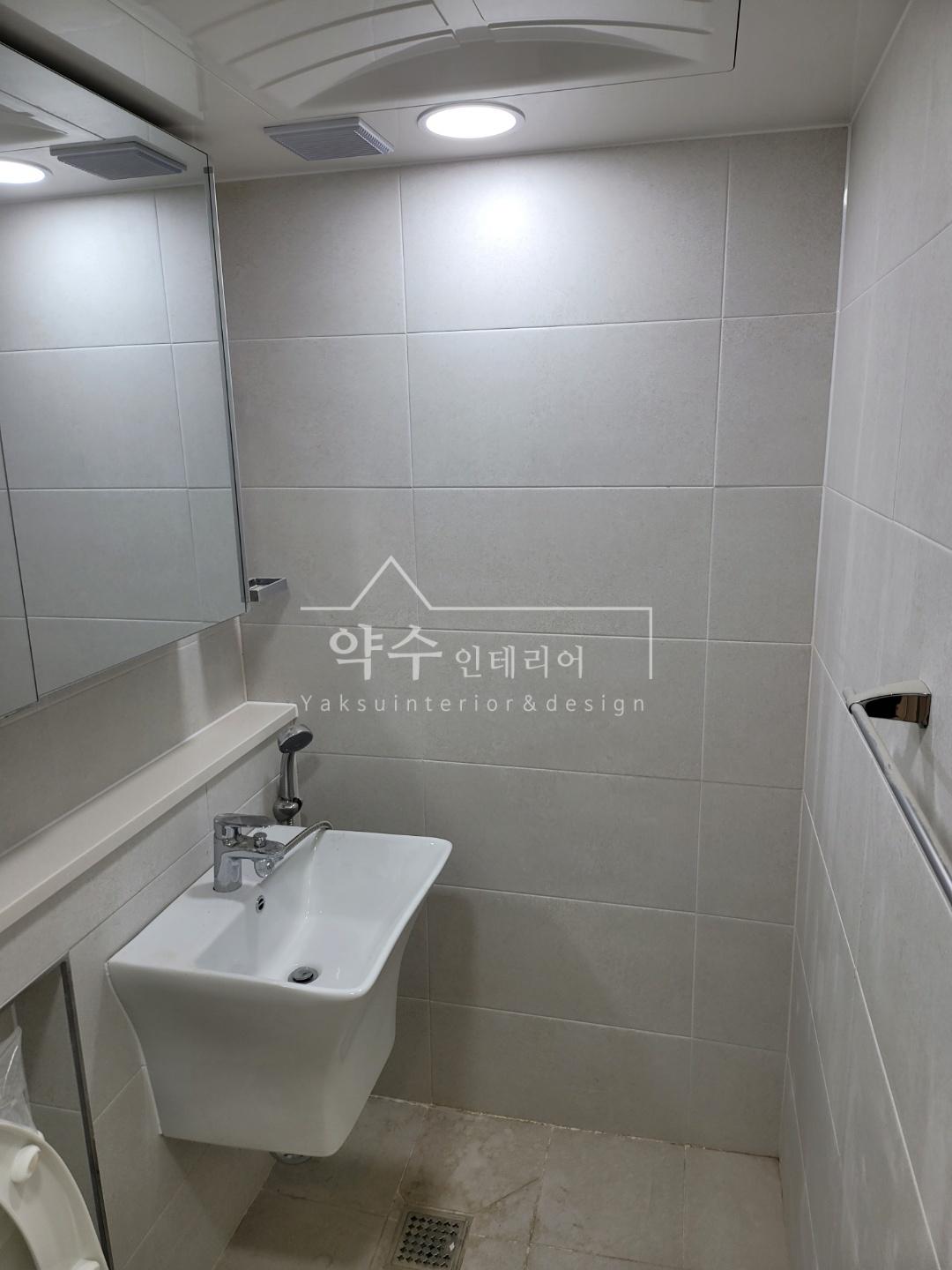 235149625_NrwdlSgL_bb866ebc5e8c1e6b88c3e483ed7f76a08e6bbf5c.jpg 이미지크게보기