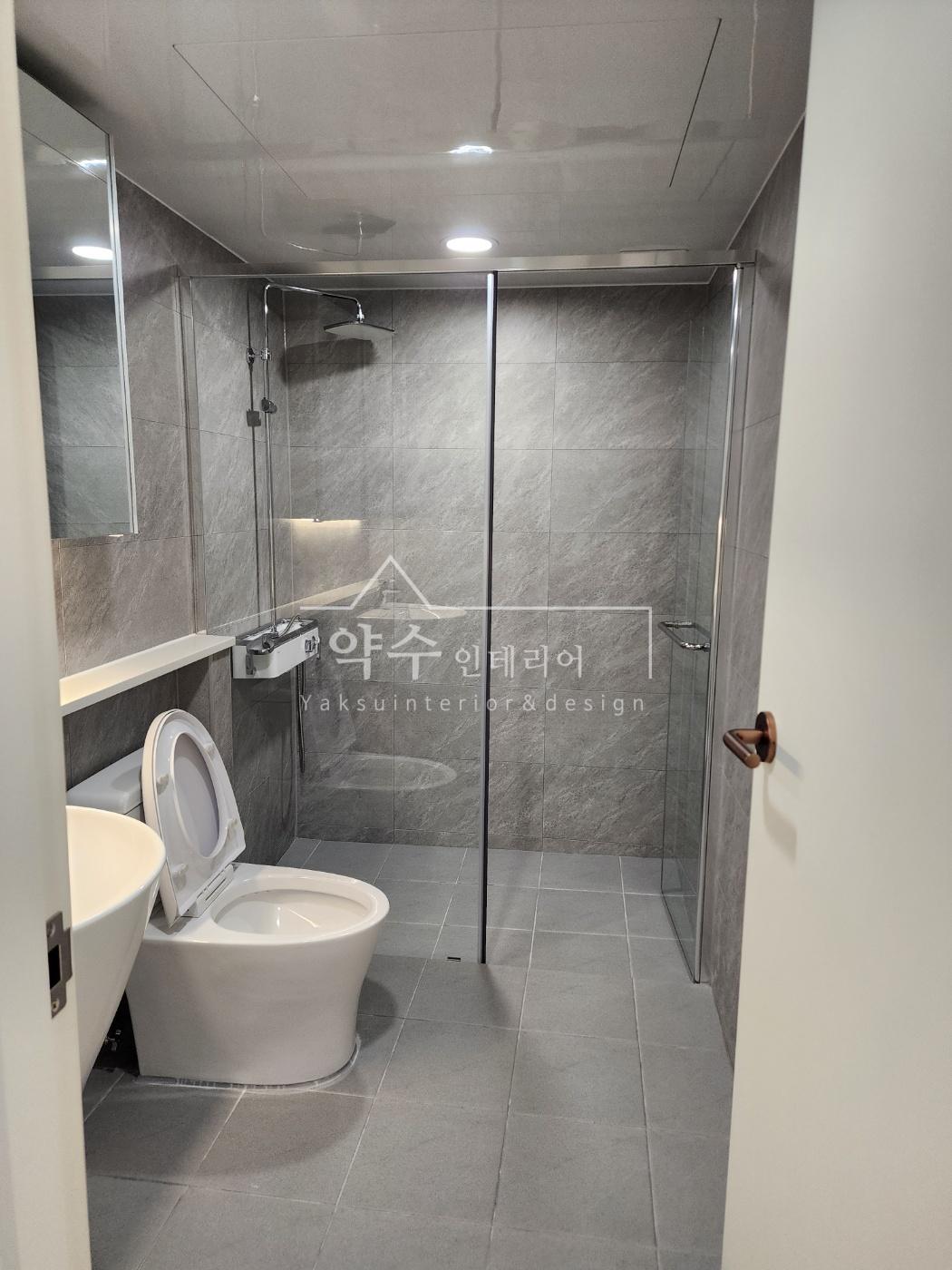 235149625_giNIr5m7_8d5f54517f055d8fe9149a040344ffec1066287f.jpg 이미지크게보기