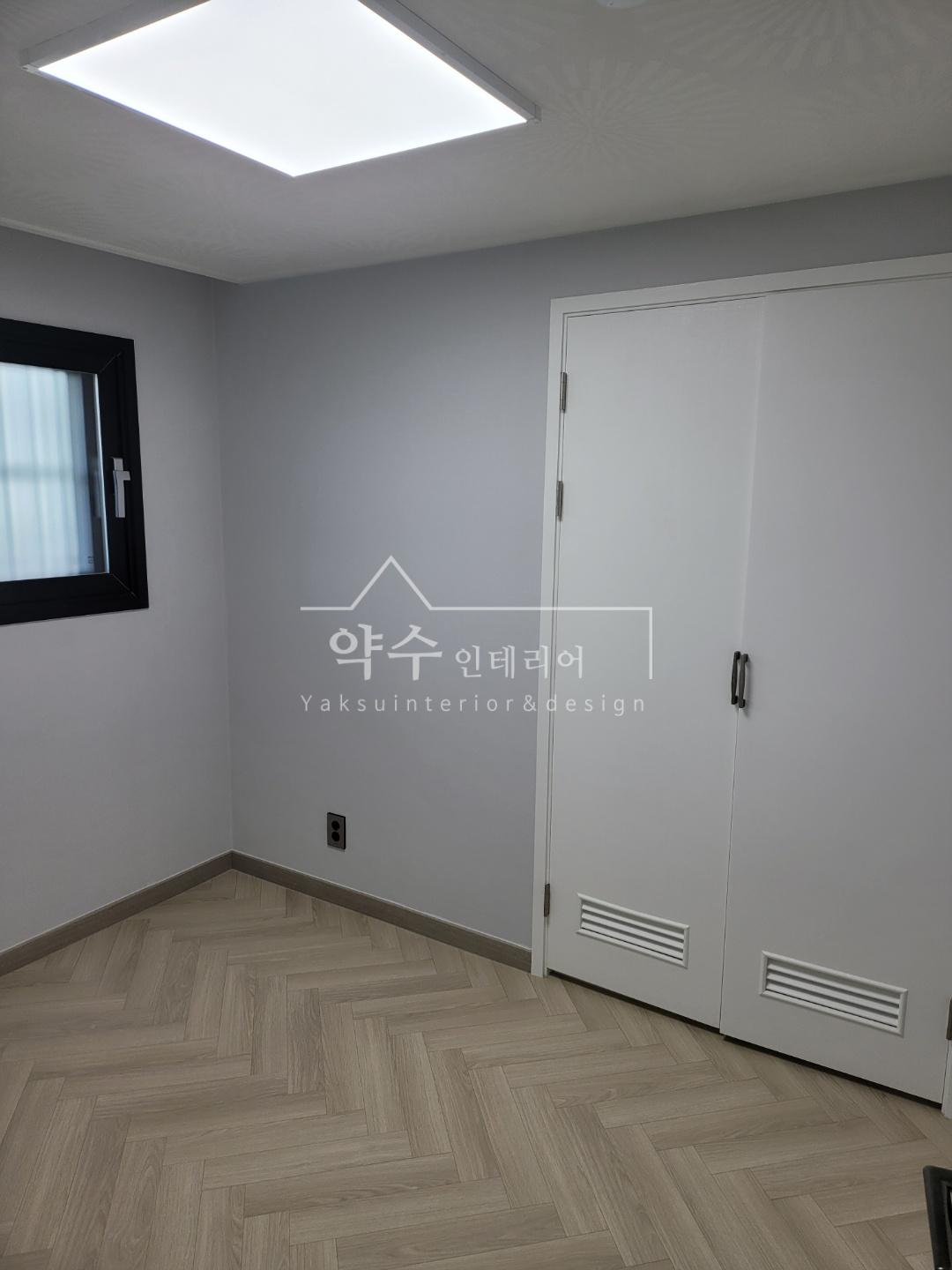 235149625_1j6XBVqT_7e1bee0efbb1689d0f170e539a30802d1799c516.jpg 이미지크게보기